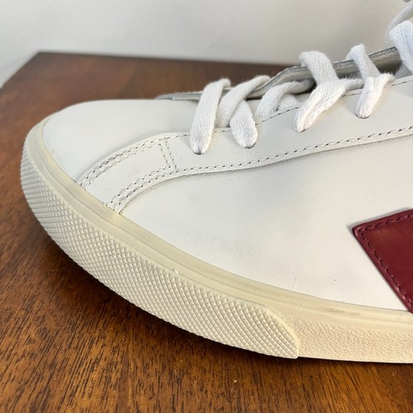 Veja Esplar Low Sneakers - Picture 10 of 15